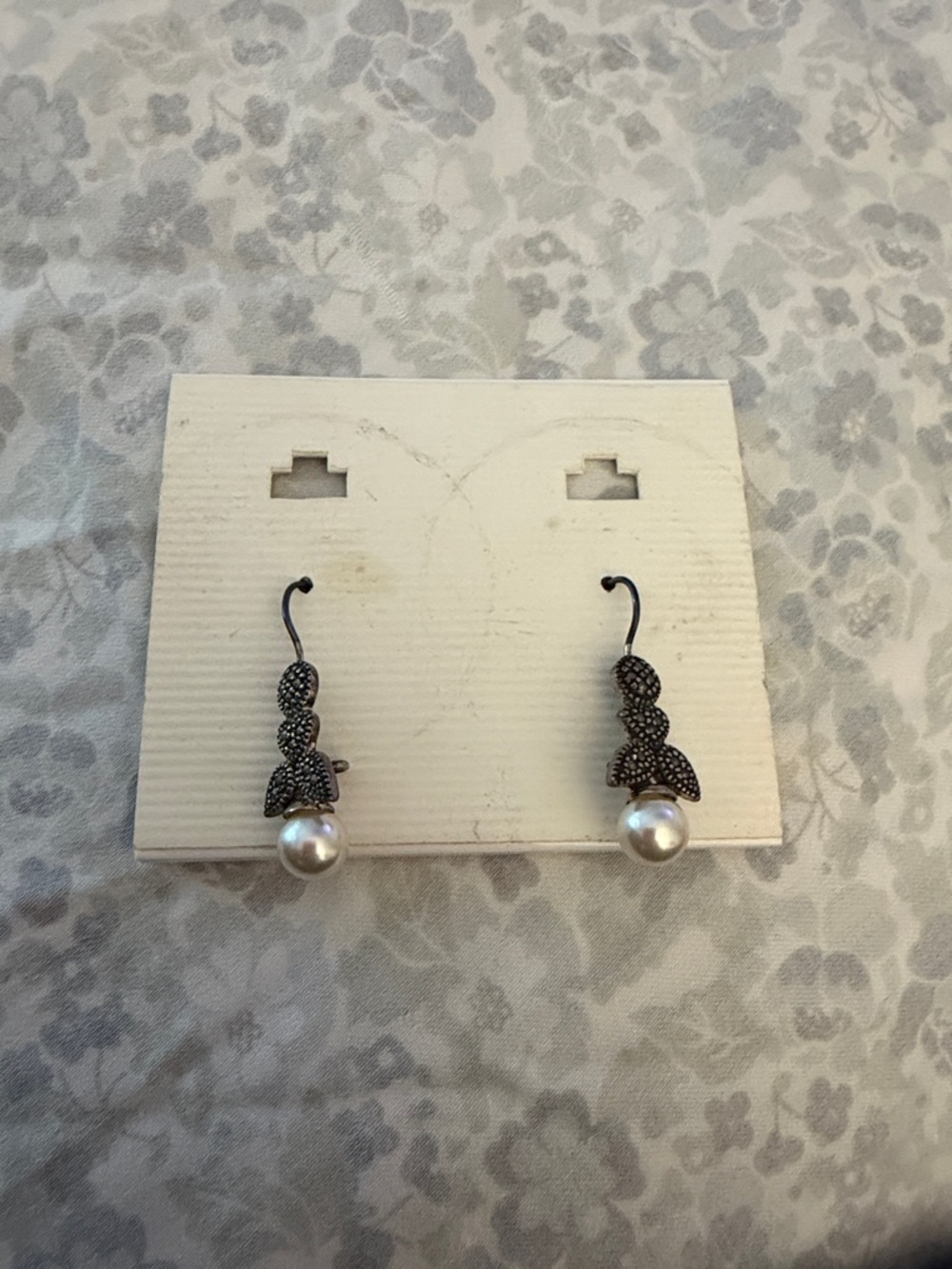 Pearl Drop Leaf Dangle Earrings in Silver-Tone and White